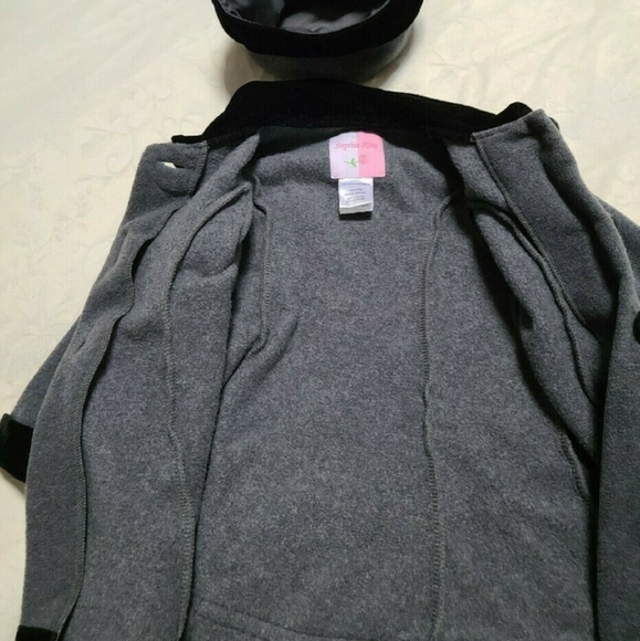 Jacket and hat - Picture 6 of 6